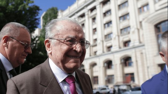 Surse: Ion Iliescu este internat la ATI la spitalul SRI. Instituția a transmis un comunicat