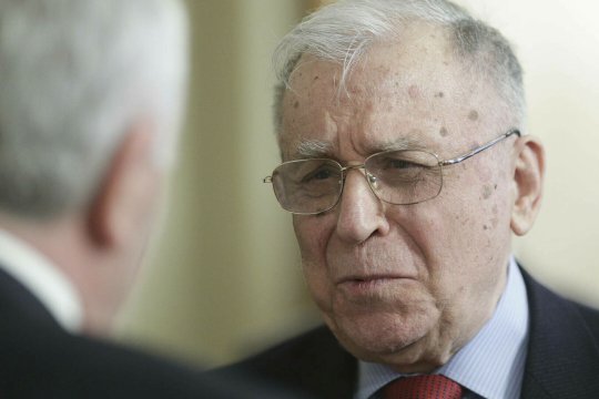 Este anunțul momentului! Starea de sănătate a lui Ion Iliescu este din ce în ce mai precară. Medicii au intervenit de urgență