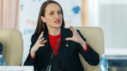 Oana Țoiu devine ministru de Externe la 39 de ani. Cine este deputata USR cu studii la Harvard și ce obiective își propune