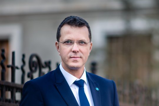 Ministrul Apărării a avut o reuniune cu omologii săi din țările NATO. Tema principală, legată de creșterea investițiilor în apărare
