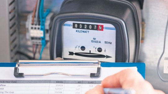 Electrica scumpește curentul la 1,556 lei/kWh de la 1 iulie 2025. Vezi cât plătești pentru 100 kWh consumați
