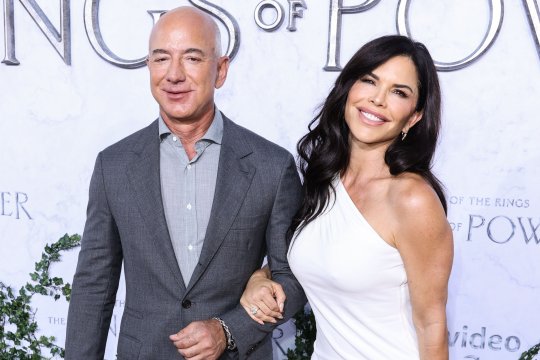 Italia va fi mai bogată cu aproape un miliard de euro după ”nunta secolului”. Cât au cheltuit Jeff Bezos și Lauren Sanchez pentru grandiosul eveniment