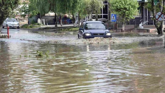 S-a emis o nouă alertă de inundații în România! 17 județe sunt în pericol în acest moment