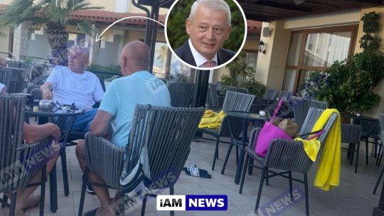 Sorin Oprescu, relaxat pe terasa unui hotel din Grecia. Imagini exclusive cu fostul edil al Capitalei, condamnat la peste 10 ani de închisoare în România