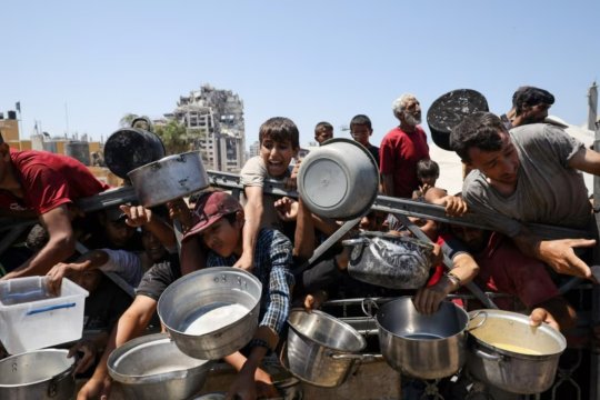 Lipsa hranei face ravagii în Gaza. Cinci copii au murit în patru zile, iar spitalele nu mai au tratamente de bază