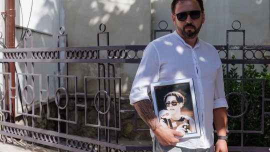 Parastas la doi ani de la tragedia din 2 Mai. Familia lui Sebi Olariu încă luptă dreptate și vorbește despre ''semnele'' primite de la fiul lor