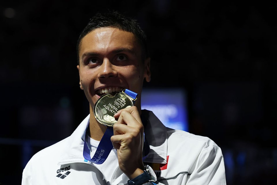 David Popovici câștigă medalia de aur la Singapore