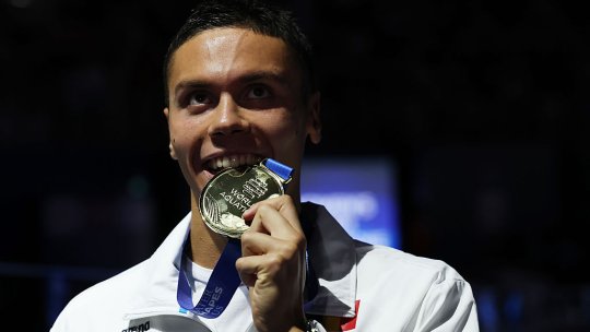 Ce a scris presa străină despre prestația lui David Popovici de la Singapore. ''Rechinul'' a luat din nou aurul: ''A zburat pur și simplu''