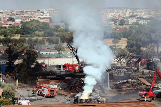 O benzinărie din Roma a fost lovită de o explozie devastatoare în această dimineață. În ce stare sunt victimele și care a fost cauza
