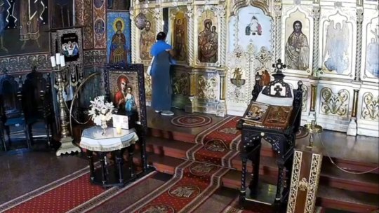 VIDEO | Furt calificat într-un lăcaș de cult din Sectorul 3. O femeie ucraineană, principalul suspect