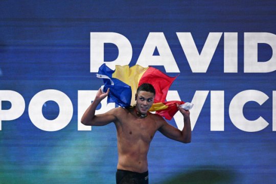 Aur la 100 și 200 de metri pentru „Rechin”. Câți bani primește David Popovici de la forul mondial, ANS și CS Dinamo