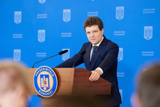 În plină austeritate, la Palatul Cotroceni s-au cumpărat obiecte bisericești, plase de țânțari și teste COVID. Facturi lunare de peste 80.000 de euro