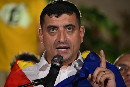 PSD a refuzat alianța cu AUR, iar Simion cheamă oamenii în stradă: ''Au preferat să continue cu aceleași politici care adâncesc datoria și sărăcia''