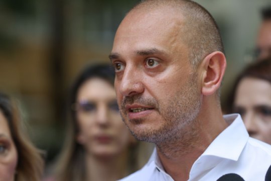 Deputatul USR, Radu Mihaiu, face dezvăluiri despre salariile „obscene”. Conducerea ANRE, ASF și ANCOM câștigă de peste 10 ori salariul mediu din România