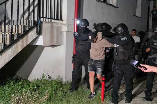 Noi dezvăluiri în cazul tragediei din Otopeni. Ce a declarat mama micuțului omorât cu brutalitate de tatăl vitreg