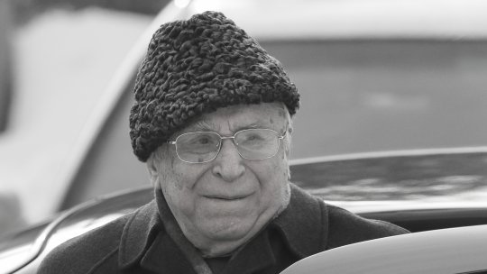 Primele imagini cu locul în care va fi înmormântat Ion Iliescu. Ce s-a întâmplat la prima oră în Cimitirul Ghencea 3
