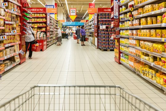 Alimentele devin mai scumpe la nivel mondial. Ce produse au atins prețuri record în luna iulie 2025