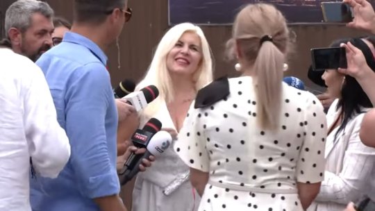 Elena Udrea a fost criticată pentru ținuta pe care a ales să o poarte în prima zi de școală. Ce a spus un celebru stilist despre vestimentația acesteia