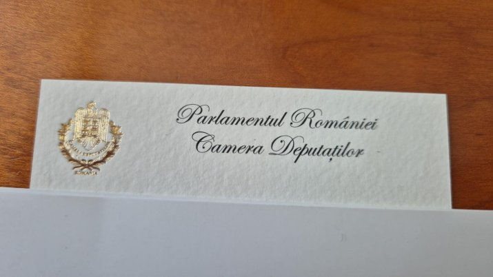 Carte de vizită cu "foiță de aur”