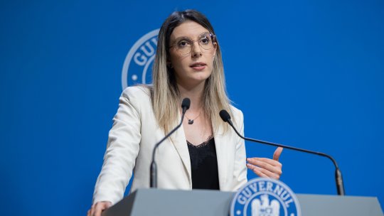 Moțiunea AUR împotriva Dianei Buzoianu va fi dezbătută în Parlament. De ce este acuzată ministra Mediului și care sunt reacțiile din partea celorlalte partide