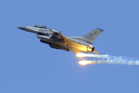 CSAT a stabilit regulile pentru doborârea dronelor și a avioanelor. Ionuț Moșteanu a făcut declarații după ședință: “Folosirea armamentului este ultima măsură”