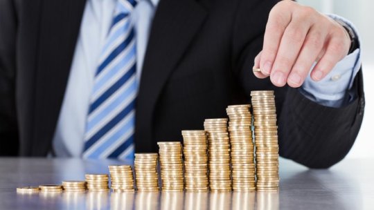 IRCC crește de la 1 octombrie: românii cu credite ipotecare plătesc rate mai mari