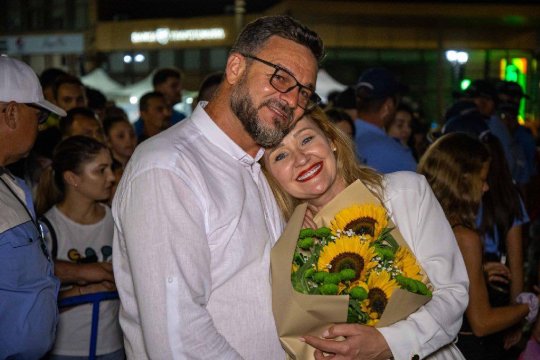 Elena Lasconi este în doliu. Un apropiat al primarului din Câmpulung s-a stins chiar înainte de Revelion