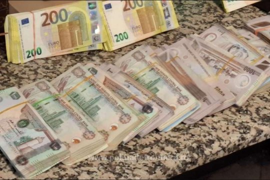 Captură de proporții pe Aeroportul Otopeni: bijuterii, ceasuri de lux și bani în valoare de 3 milioane de euro, ascunse în bagaje