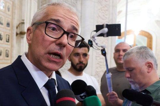 Investigație PressOne: Doctoratul ministrului Justiției, suspect de plagiat în proporție de peste 56%. Ce spune Radu Marinescu în apărarea sa