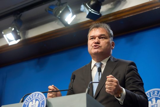 Guvernul vrea să oprească evitarea impozitelor locale. Cseke Attila anunță reguli mai stricte pentru contribuabili