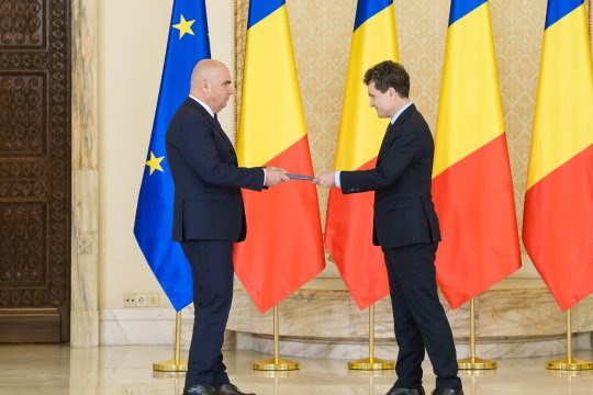 Daniel David nu mai este ministrul Educației. Președintele a semnat decretul de eliberare din funcție și de numire a lui Ilie Bolojan ca interimar