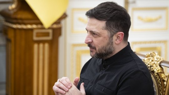 Zelenski îi dă asigurări lui Trump că Ucraina vrea pacea. O delegație pleacă spre SUA pentru negocieri privind garanțiile de securitate