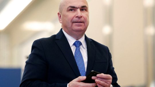 Ilie Bolojan, primit cu huiduieli la Botoșani. Nemulțumirile față de tăierile bugetare ies la suprafață