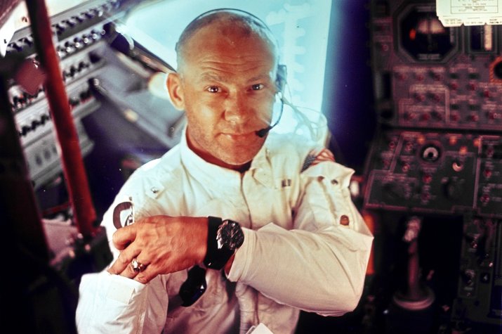 Buzz Aldrin, la bordul modulului lunar Eagle