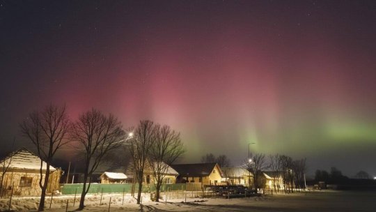 Fenomen rar fotografiat în România. Unde a putut fi observată cel mai intens aurora boreală