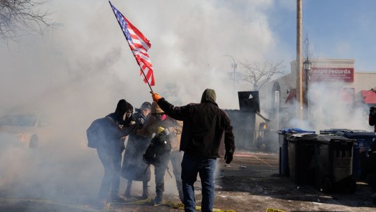 Situație extrem de tensionată în Minneapolis: proteste masive după ce agenții ICE au împușcat mortal un alt cetățean American