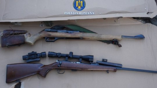 Peste 4.500 de arme de foc, scoase din circuitul ilegal în 2025. Bilanț amplu al Poliției Române