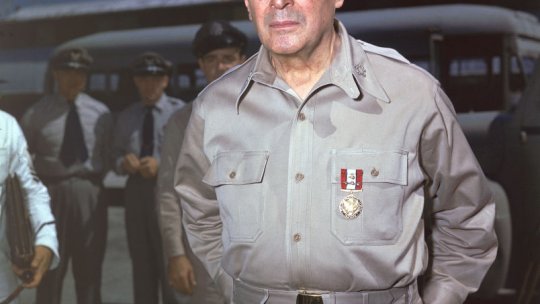 Personalitatea zilei 26 ianuarie | Douglas MacArthur, generalul care a modelat Pacificul și a sfidat președinți