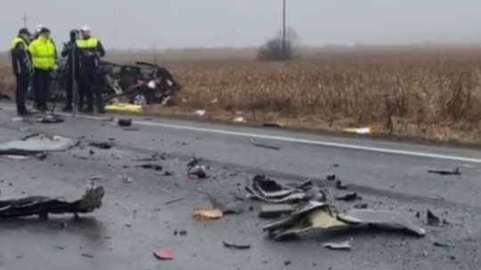 Șase oameni au murit într-un accident în judeţul Timiş, în care au fost implicate patru autovehicule