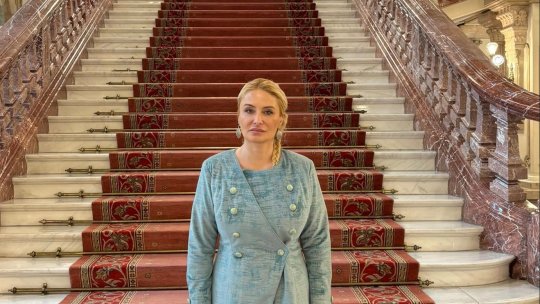 UPDATE: Avocata Adriana Georgescu și falsul general SIE au fost reținuți, DNA cere arestarea lor preventivă. Cine este omul de afaceri de la care ar fi luat banii