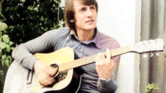 Personalitatea zilei 4 ianuarie 2026 | Mihai Constantinescu, artistul care a ales inocența, a cântat pentru copii și a lăsat în urmă una dintre cele mai curate moșteniri din muzica românească