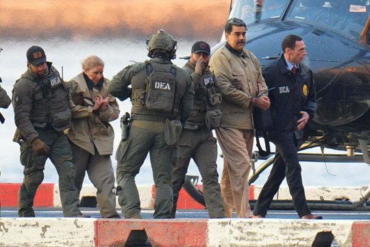 UPDATE | Nicolas Maduro, scos din închisoare și dus cu elicopterul la instanță. Fostul președinte al Venezuelei este păzit de trupe speciale înarmate cu mitraliere