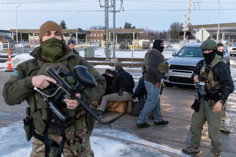 Școlile au devenit puncte sensibile în intervențiile agenților de imigrare.
