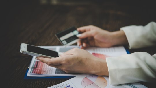 O nouă amenințare cibernetică lovește telefoanele Android. Datele bancare ale utilizatorilor pot fi compromise