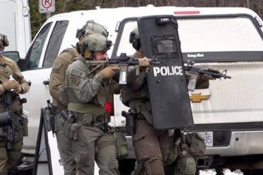 Masacru într-un liceu din Canada: nouă morți, zeci de răniți. Atacatorul, găsit fără viață