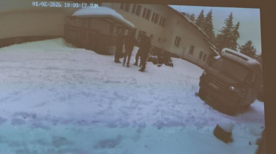 Imagine surprinsă de camerele de supraveghere de la cabana Petrohan