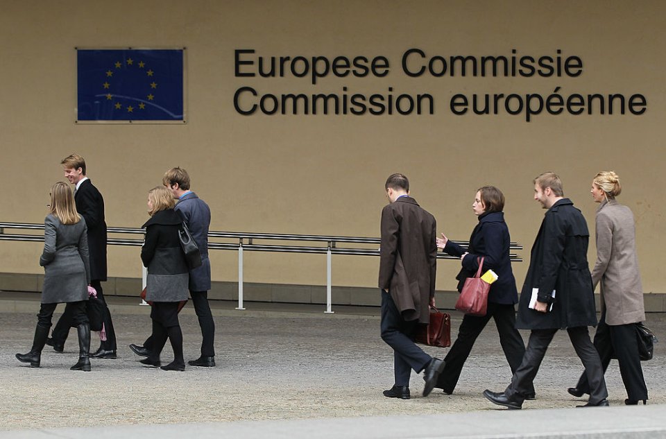 Percheziții la Comisia Europeană
