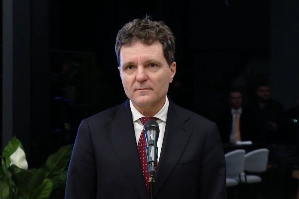 Nicușor Dan, în timpul conferinței de presă