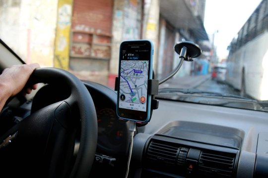 Culisele afacerii firmelor de ride-sharing acuzate de evaziune fiscală. Cum primeau șoferii mai mulți bani pentru curse