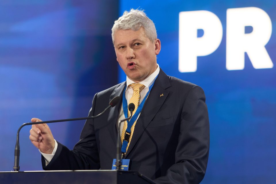 Cătălin Predoiu, ministrul de Interne